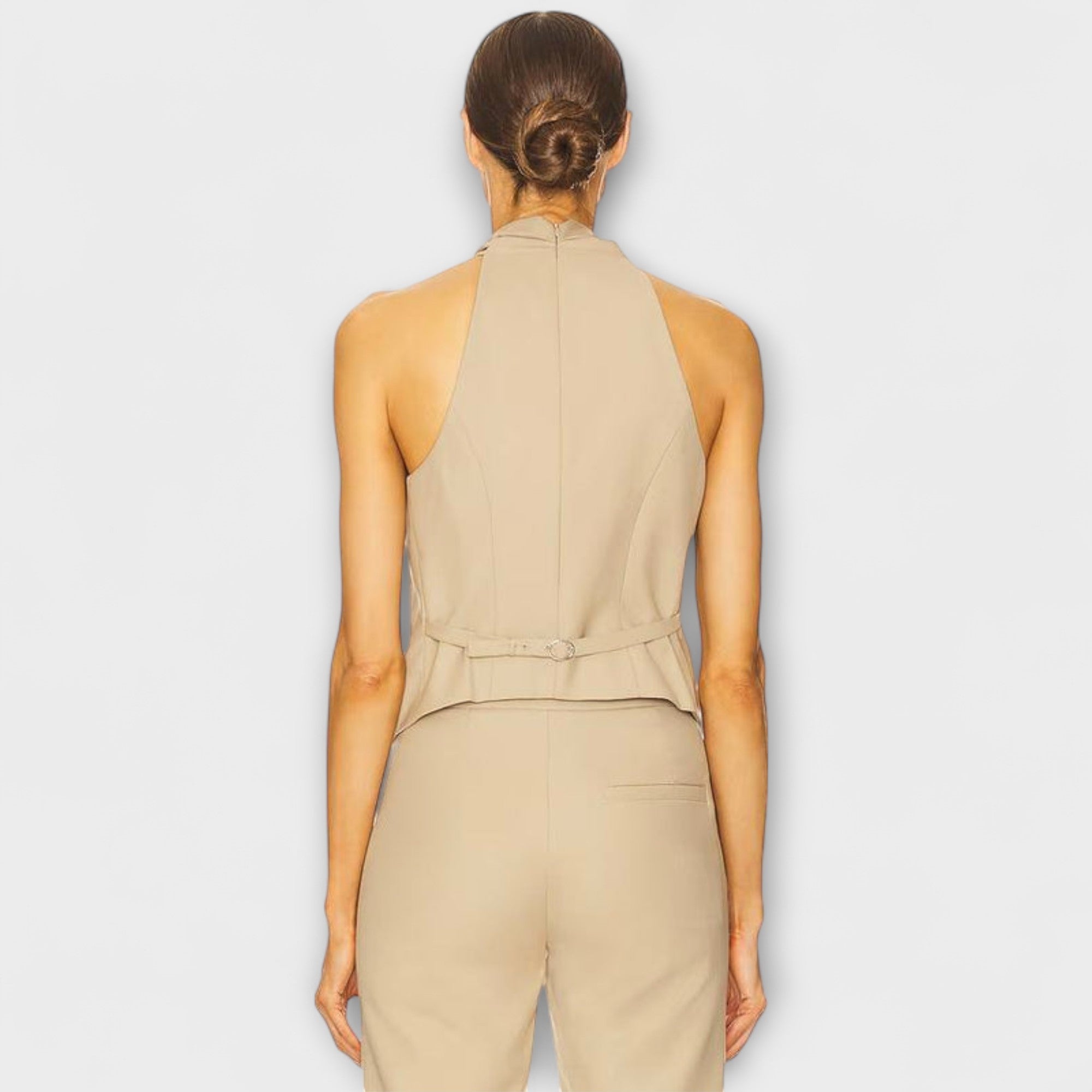 Juni - Crisscross Halter Neck Tanktop